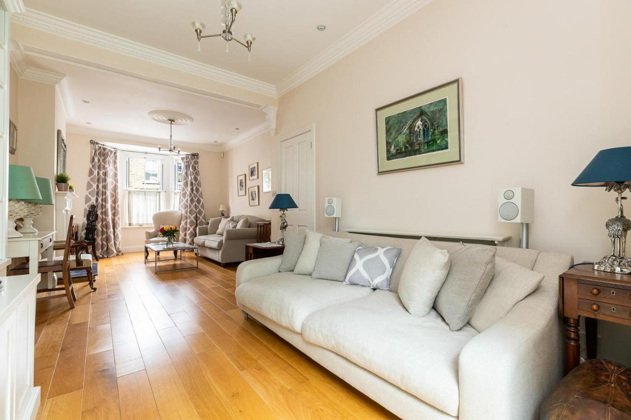 Joivy Stunning 3 Bed, 2 Bath House With Garden And Rooftop Terrace Appartement Londen Buitenkant foto