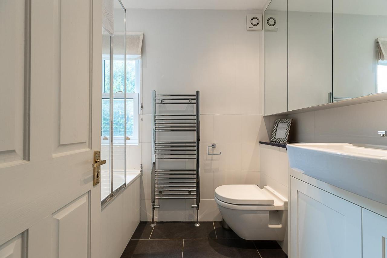 Joivy Stunning 3 Bed, 2 Bath House With Garden And Rooftop Terrace Appartement Londen Buitenkant foto
